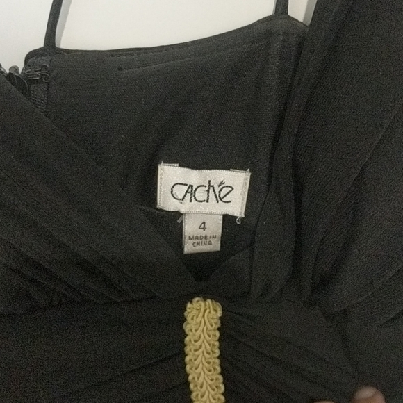 Dress - Picture 6 of 6